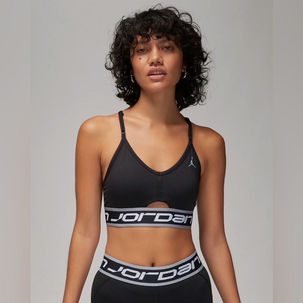 Nike Womens Jordan Indy Logo Light Support Sports Bra Size Small